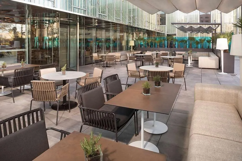Melia Barcelona Sky 4* Sup Hotel