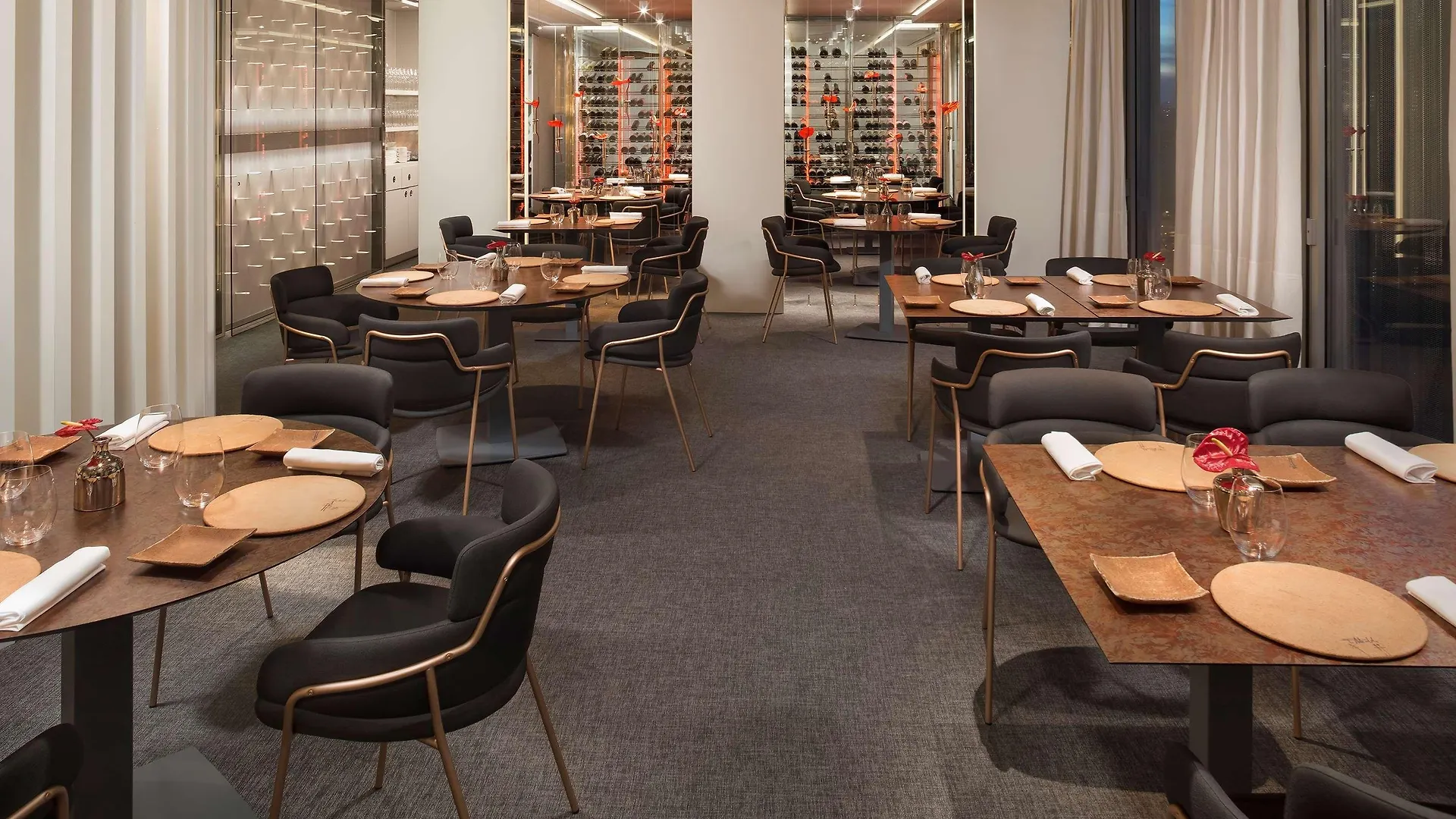 Melia Barcelona Sky 4* Sup Hotel