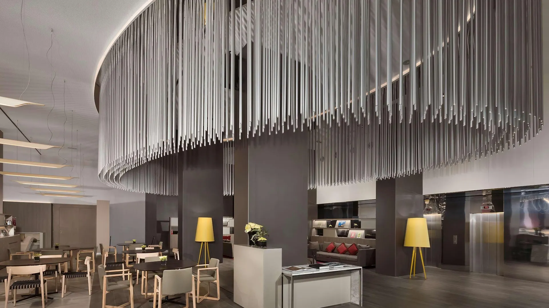 Melia Barcelona Sky 4* Sup Hotell