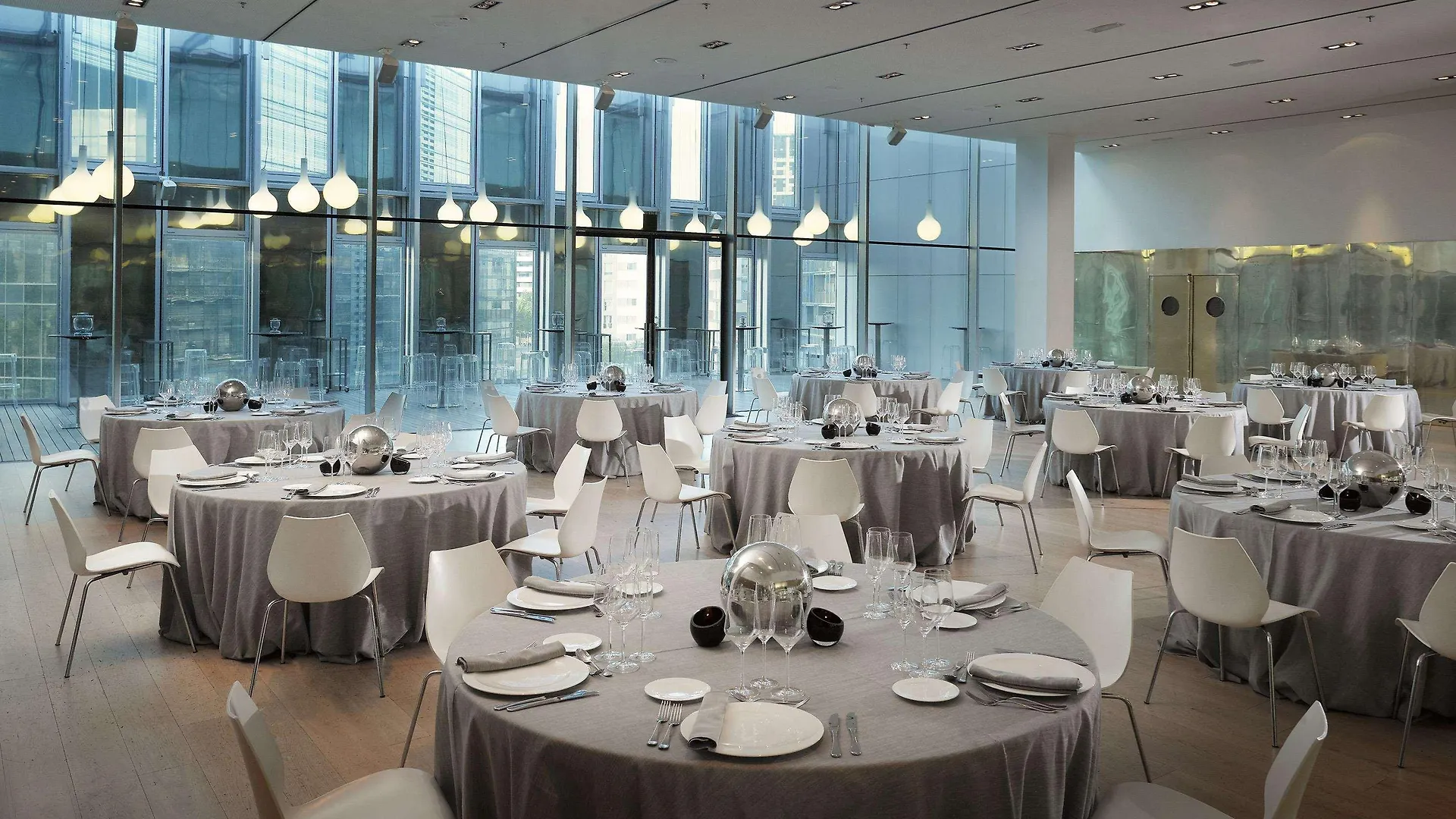 Melia Barcelona Sky 4* Sup Hotell